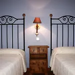Dom wakacyjny La Casa De La Abuela Casas del Monte
