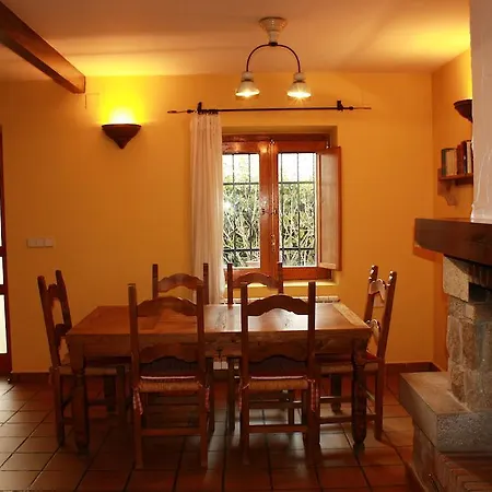 Holiday home La Casa De La Abuela Casas del Monte