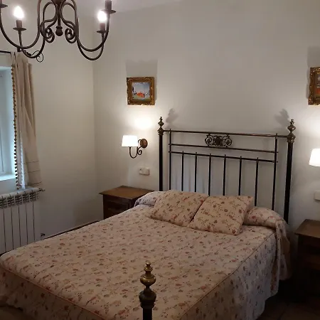 Casa de Férias La Casa De La Abuela Casas del Monte